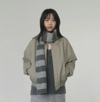 正韓EBA學生情侶風撞色圍巾 ( 5.3%羊毛 )1